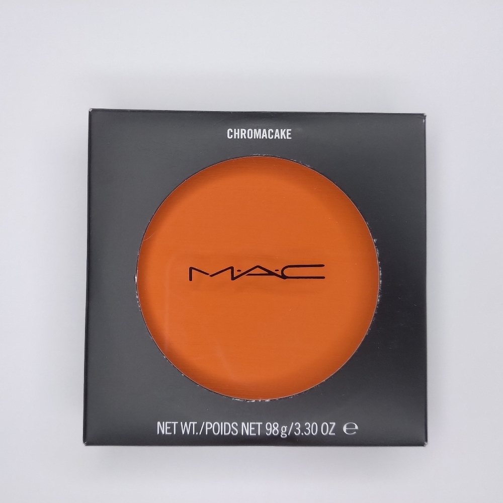 MAC Cosmetics CHROMACAKE Genuine Orange NIB